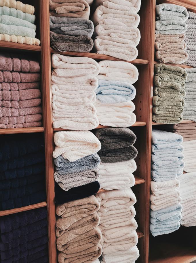 Towels & Linens