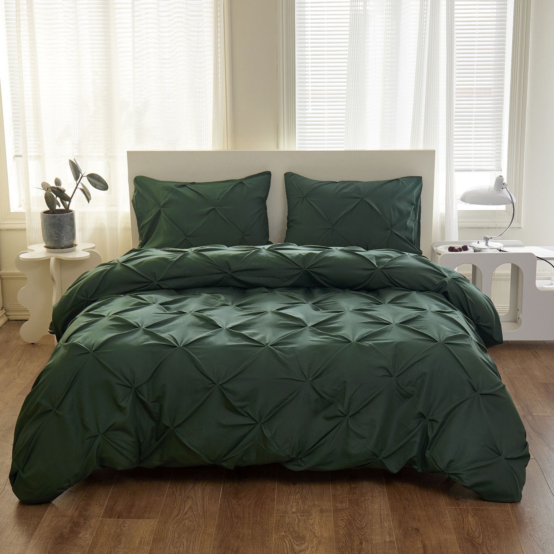 Pintuck 3-piece Bedding Set