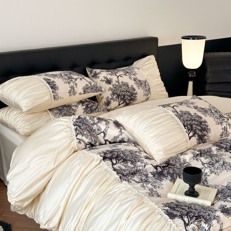 Beige Vintage Comforter Set